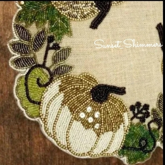 4 Nicole Miller Thanksgiving Beaded WHITE PUMPKIN Jute Placemat Chargers New - Picture 2 of 5